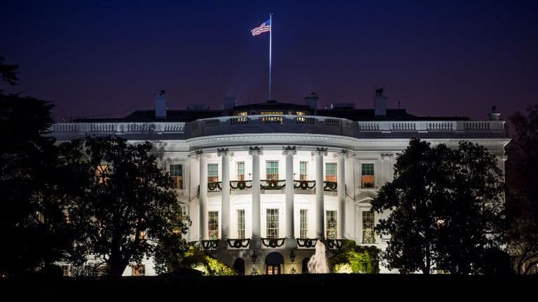 White House Considering Swapping Gold for Bitcoin