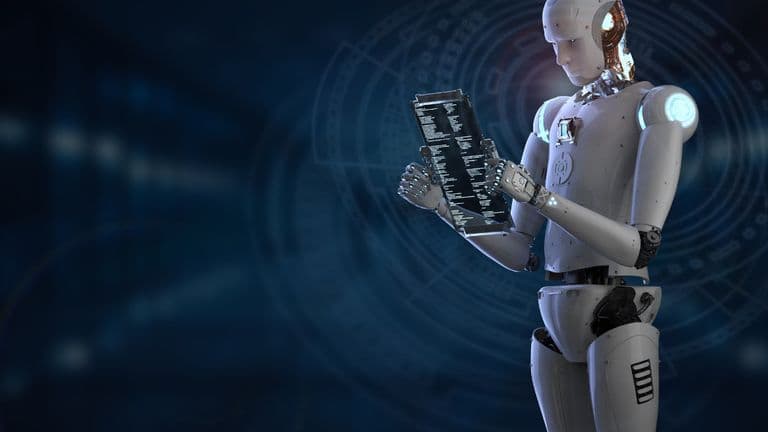 AI Agent Luna Hired as Intern at Story Protocol