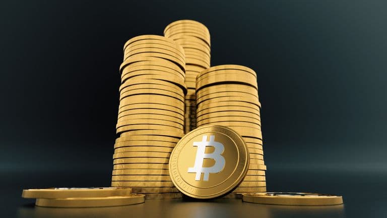 JPMorgan’s Jamie Dimon Dismisses Bitcoin as Worthless