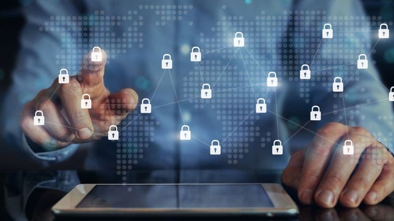 Hedera and DFINITY Join Forces to Power On-Chain AI