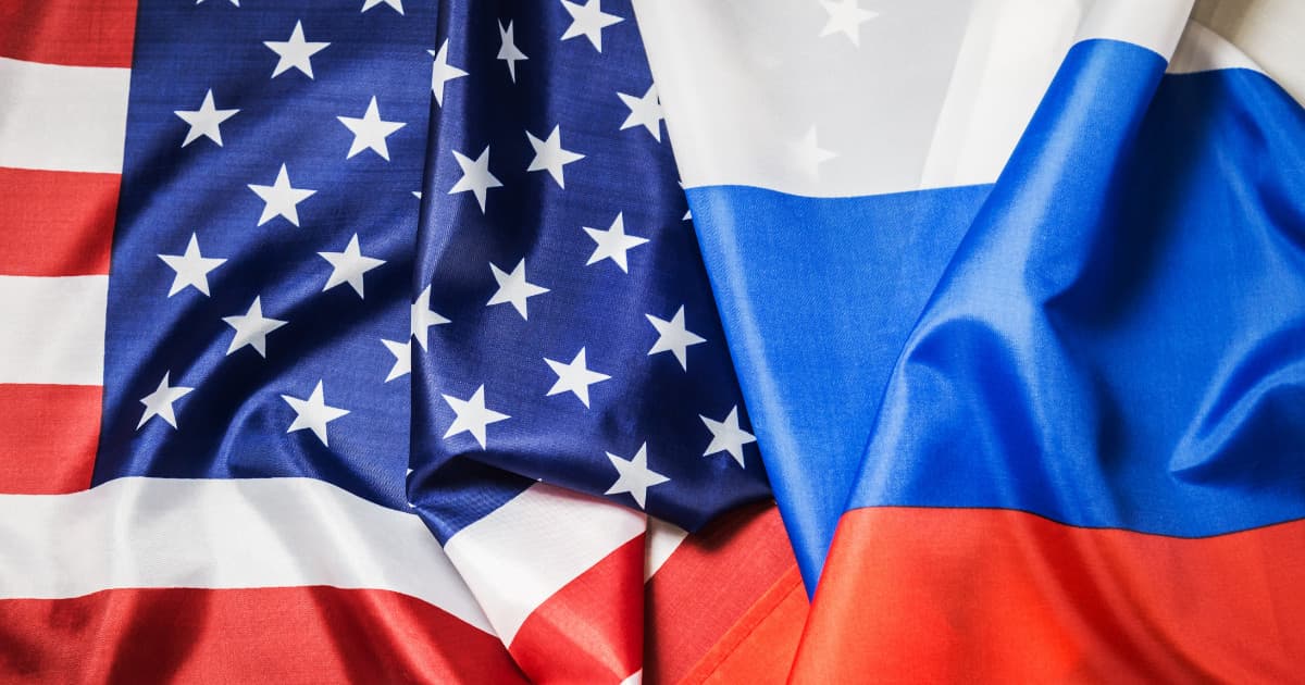 Russia Criticizes U.S. Stablecoin Expansion as Debt Strategy