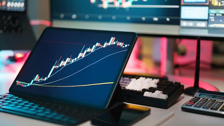 The Pros and Cons of Retail-Focused Perpetual DEXes