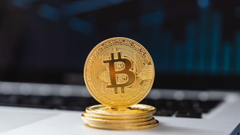 bitcoin__altcoin__-_2025-11-20T135000.048.jpg