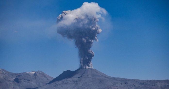 El Salvador Plans Renewable Bitcoin Mining With Volcanoes